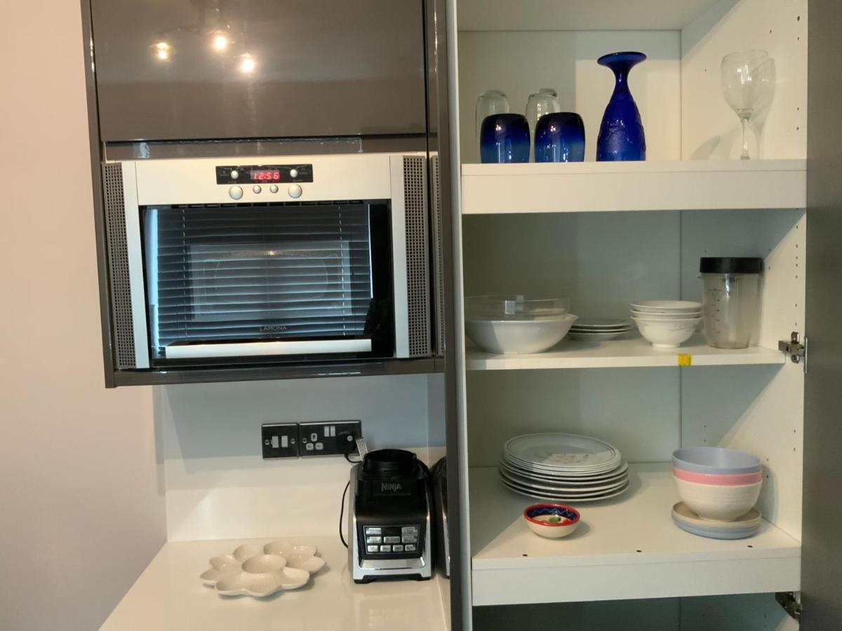 2 Bedroom Apartment Near Southfields London Eksteriør billede