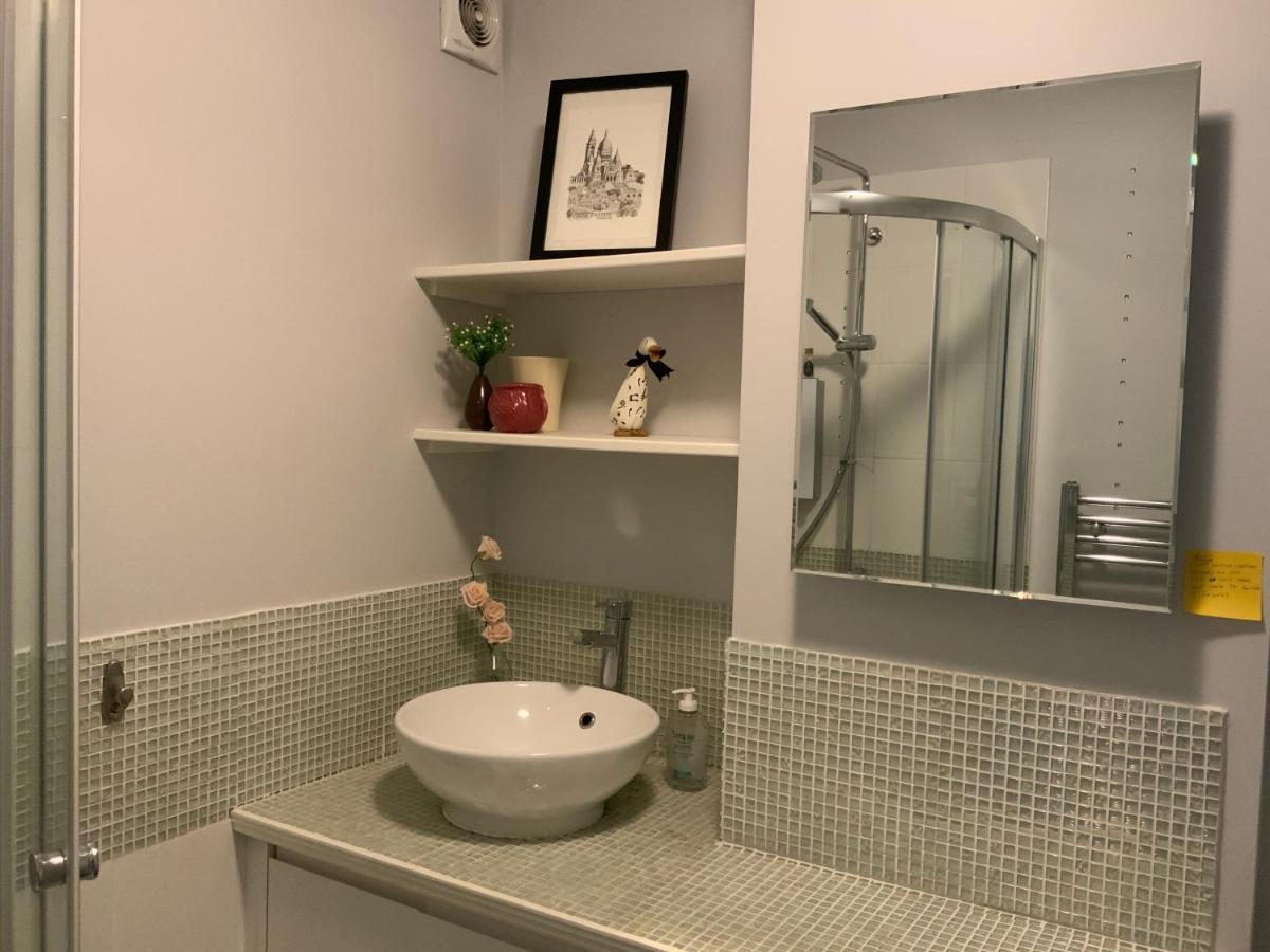 2 Bedroom Apartment Near Southfields London Eksteriør billede