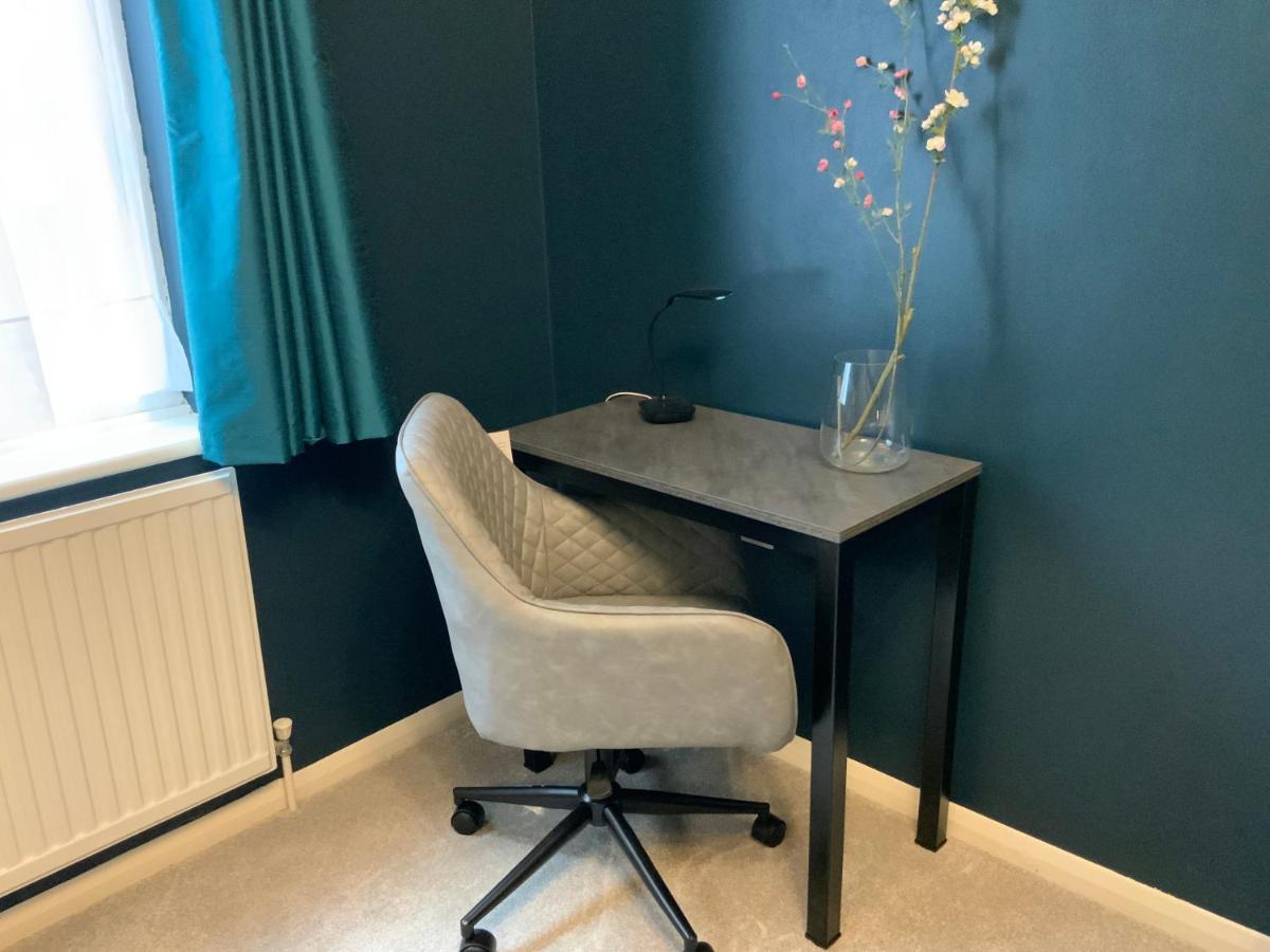 2 Bedroom Apartment Near Southfields London Eksteriør billede
