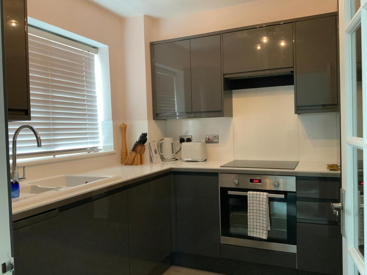 2 Bedroom Apartment Near Southfields London Eksteriør billede